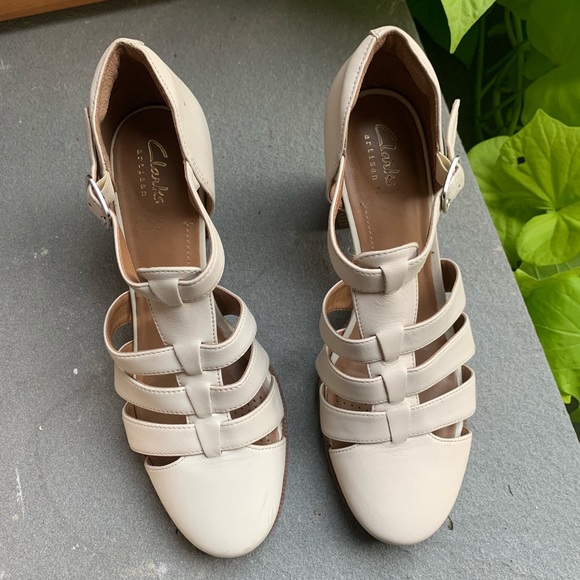 Clarks Artisan Heeled Sandal in White Leather - Picture 2 of 7
